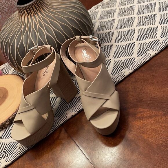 Shellys London Leather Platform Heel Size 9 - Picture 2 of 5